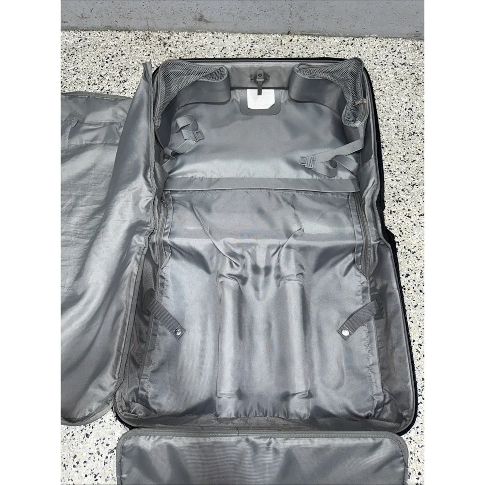 Samsonite Black 2-Wheel Rolling Garment Bag Softshell Luggage 21